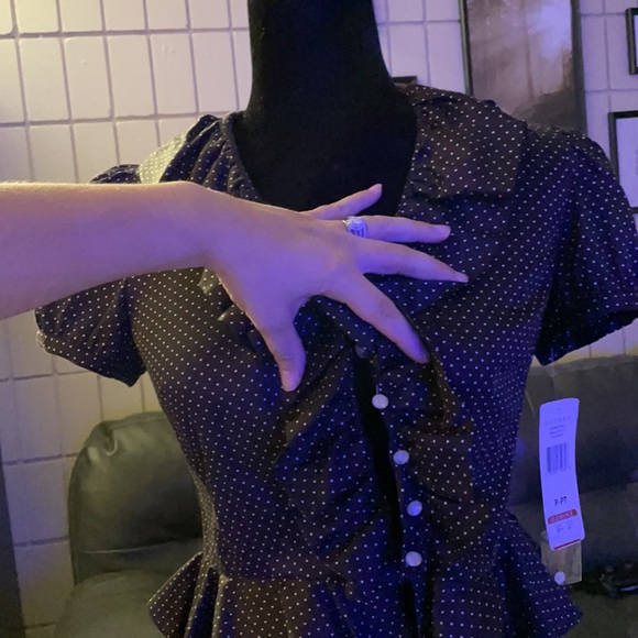 Beautiful Pin-up style ruffle Ralph Lauren blouse top - Picture 3 of 6